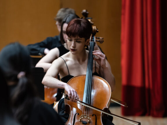 La Orquesta del CEI ofreció un concierto en el Auditorio de Galicia